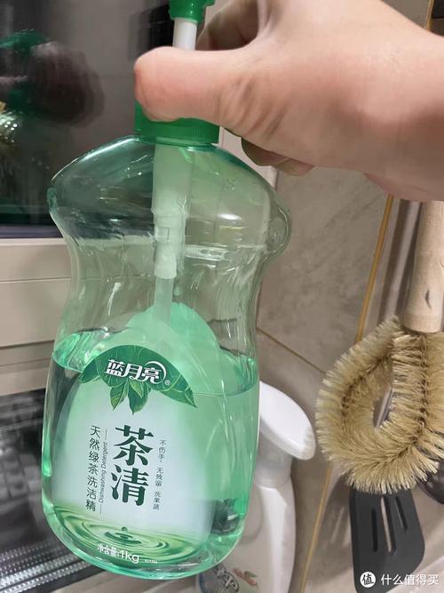 藍月亮天然綠茶洗潔精 綠色清潔，呵護健康